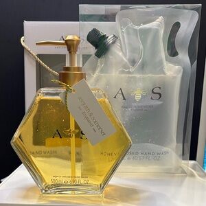 Honey Infused Hand Wash & Refill